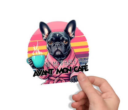 Adesivo divertente "Non parlarmi prima del caffè" - Divertente adesivo pop art con bulldog realizzato in Francia